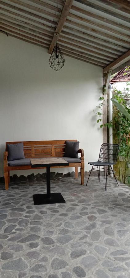 Sunmoonstarvillas Yogyakarta Jarakan Ngoại thất bức ảnh