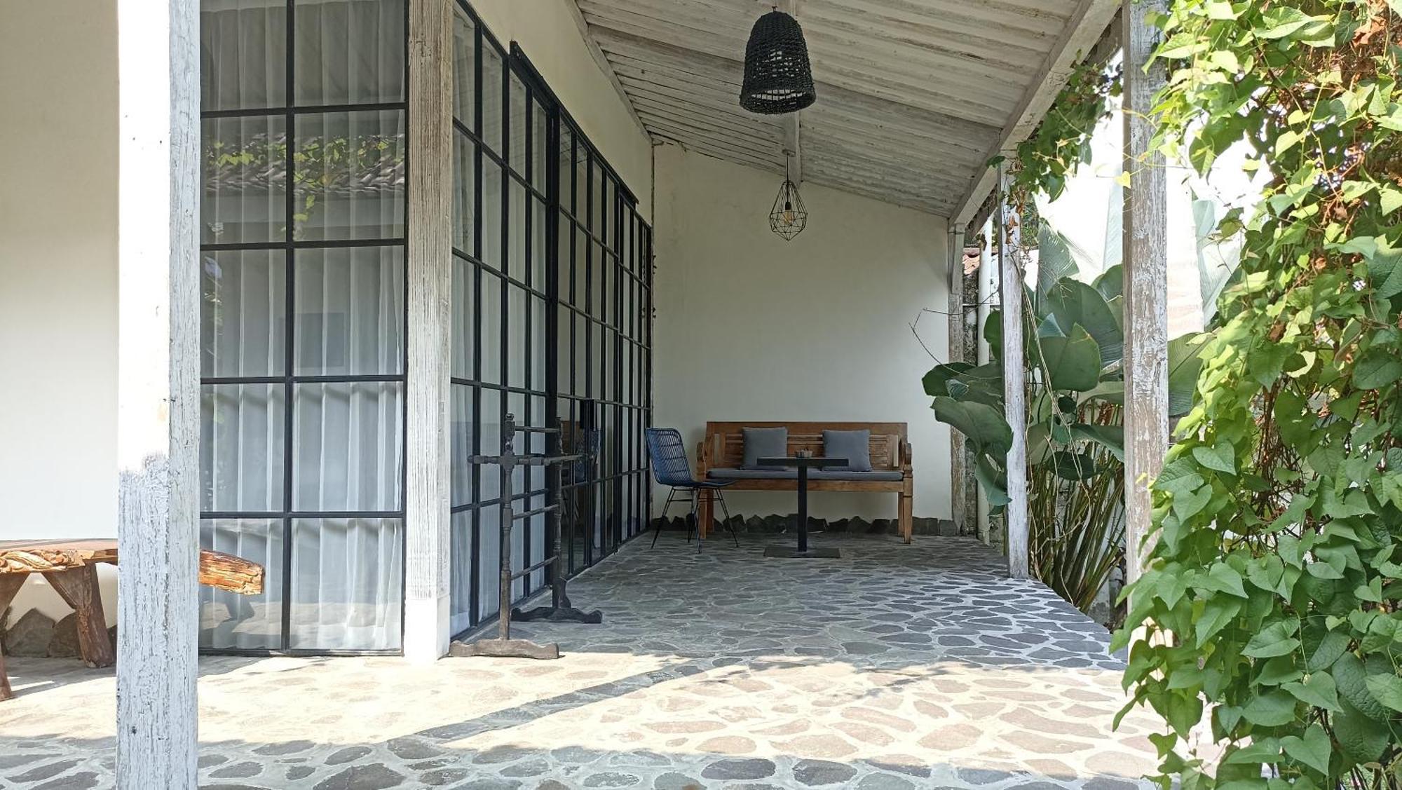 Sunmoonstarvillas Yogyakarta Jarakan Ngoại thất bức ảnh