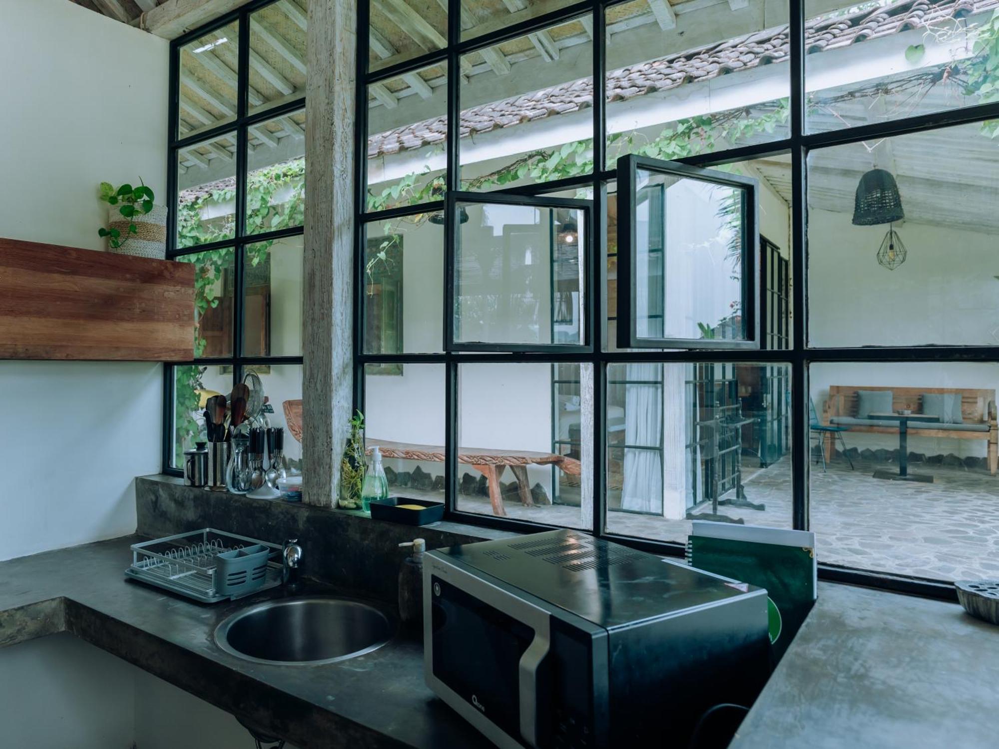 Sunmoonstarvillas Yogyakarta Jarakan Ngoại thất bức ảnh